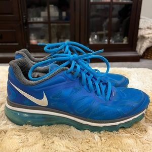 Women’s Nike Air Max Size 7.5